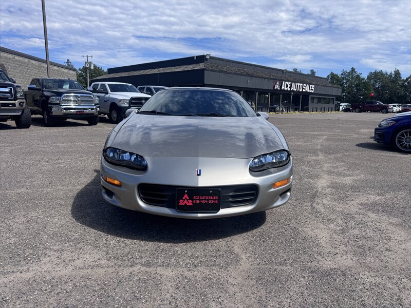 Used 2000 Chevrolet Camaro Z28 w/ Preferred Equipment Group 2 RWD image 2