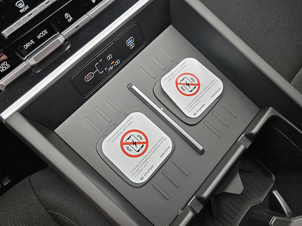 New 2026 Hyundai Santa Fe SE FWD image 19