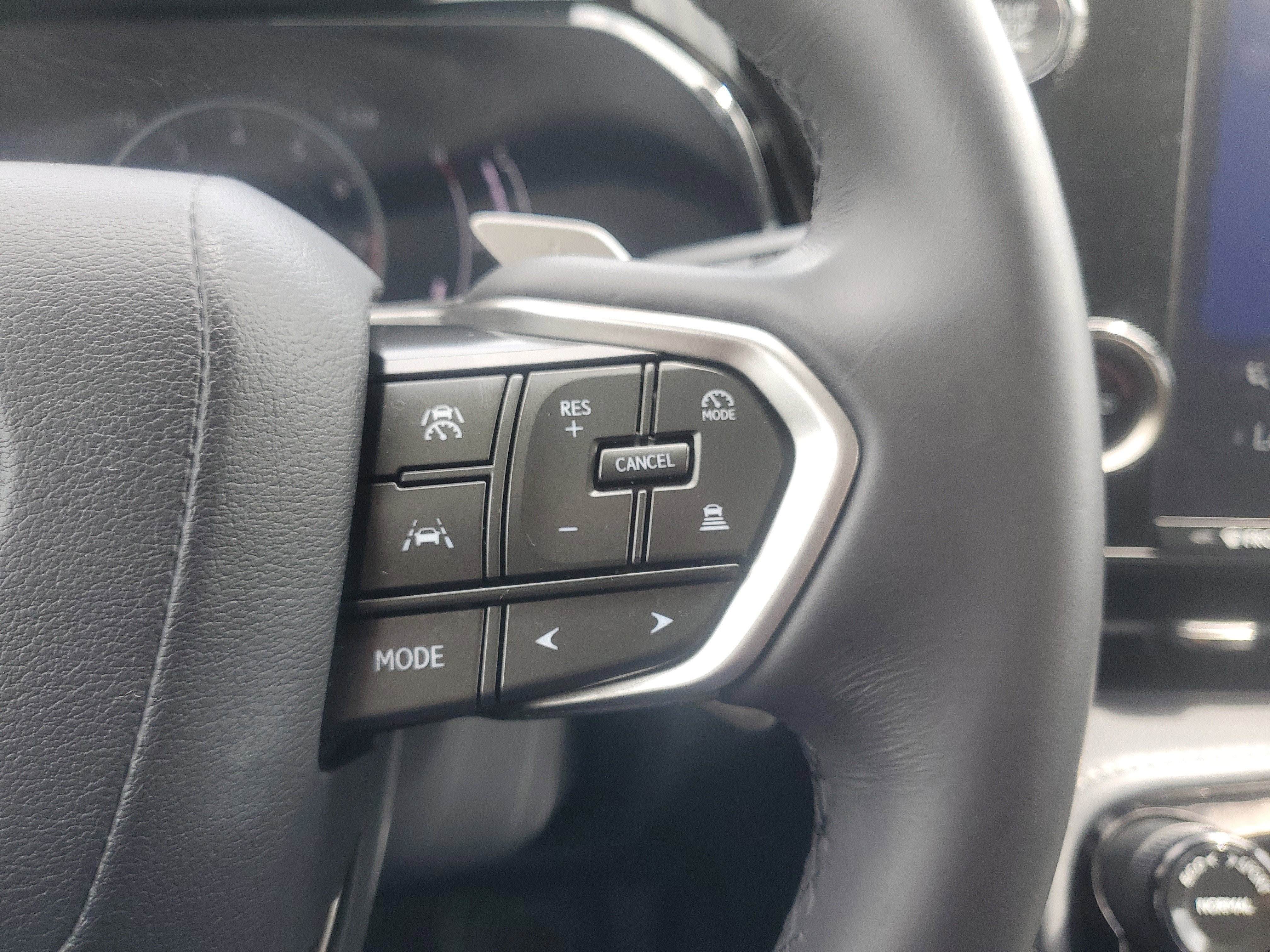 Certified 2024 Lexus NX 250 FWD w/ Towing Package (2000 Lbs) image 28