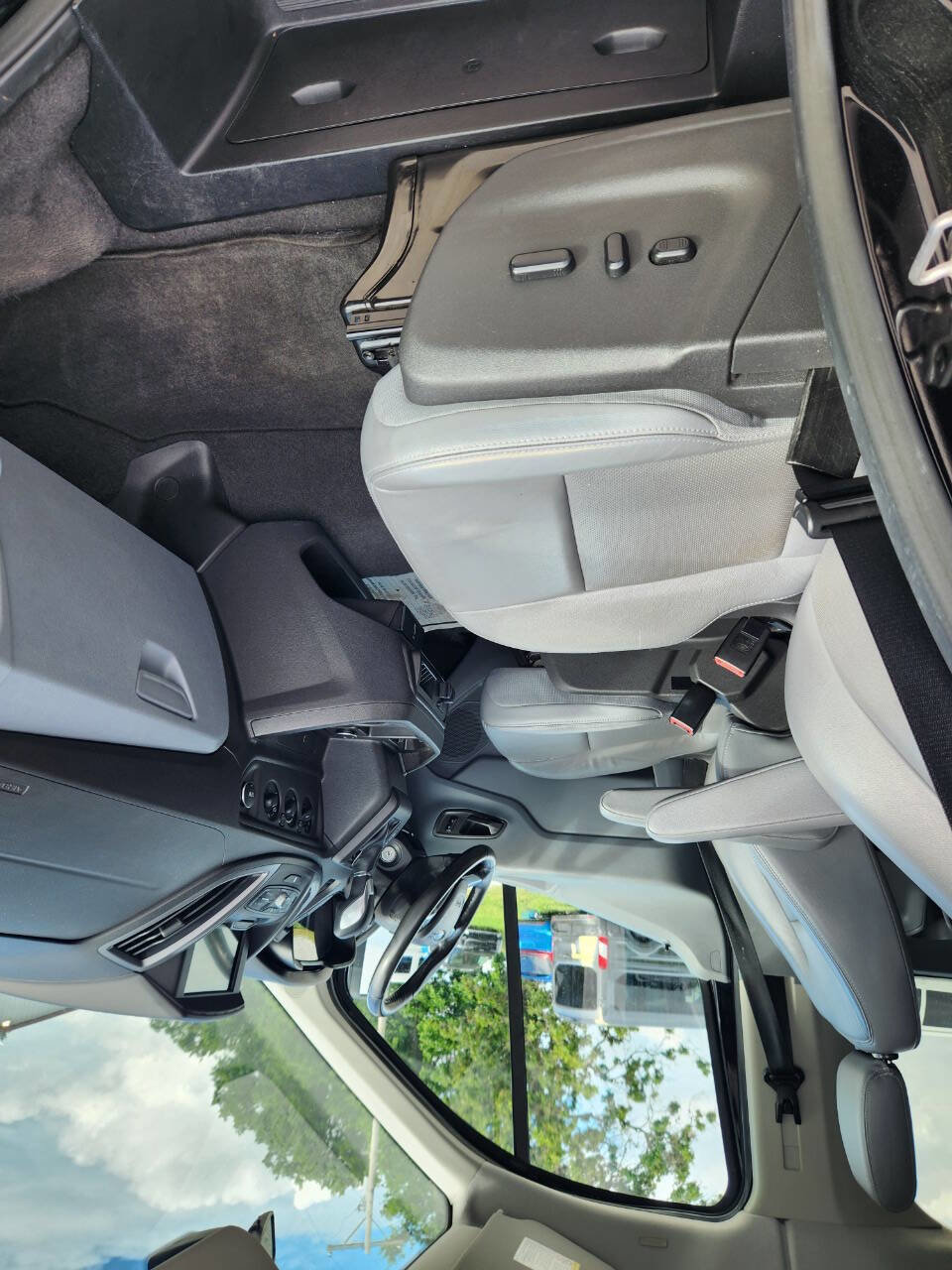 Used 2016 Ford Transit 150 XLT RWD image 12