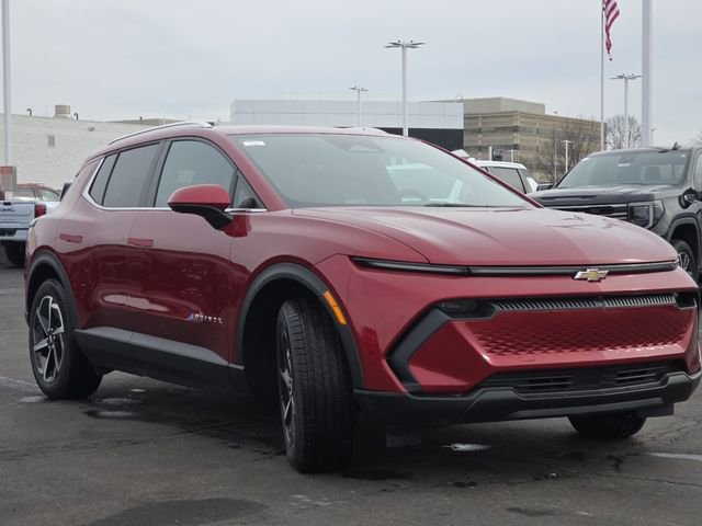 New 2026 Chevrolet Equinox EV LT image 17