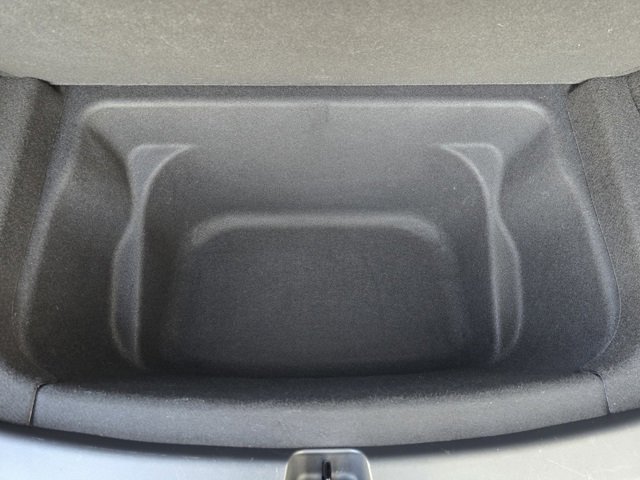 Used 2023 Tesla Model Y 2WD image 40