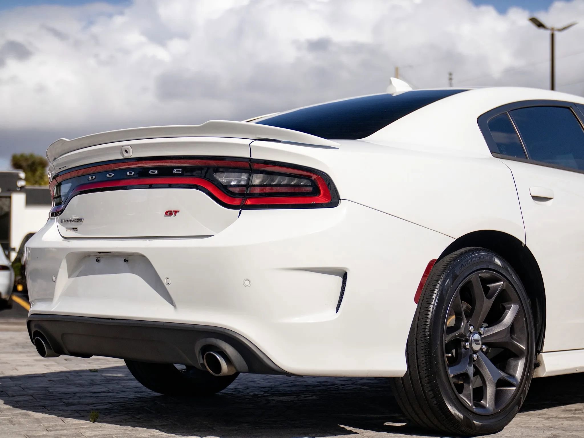 Used 2019 Dodge Charger GT RWD image 14