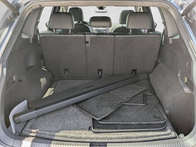 Used 2021 Volkswagen Tiguan SEL Premium R-Line AWD/4WD image 6