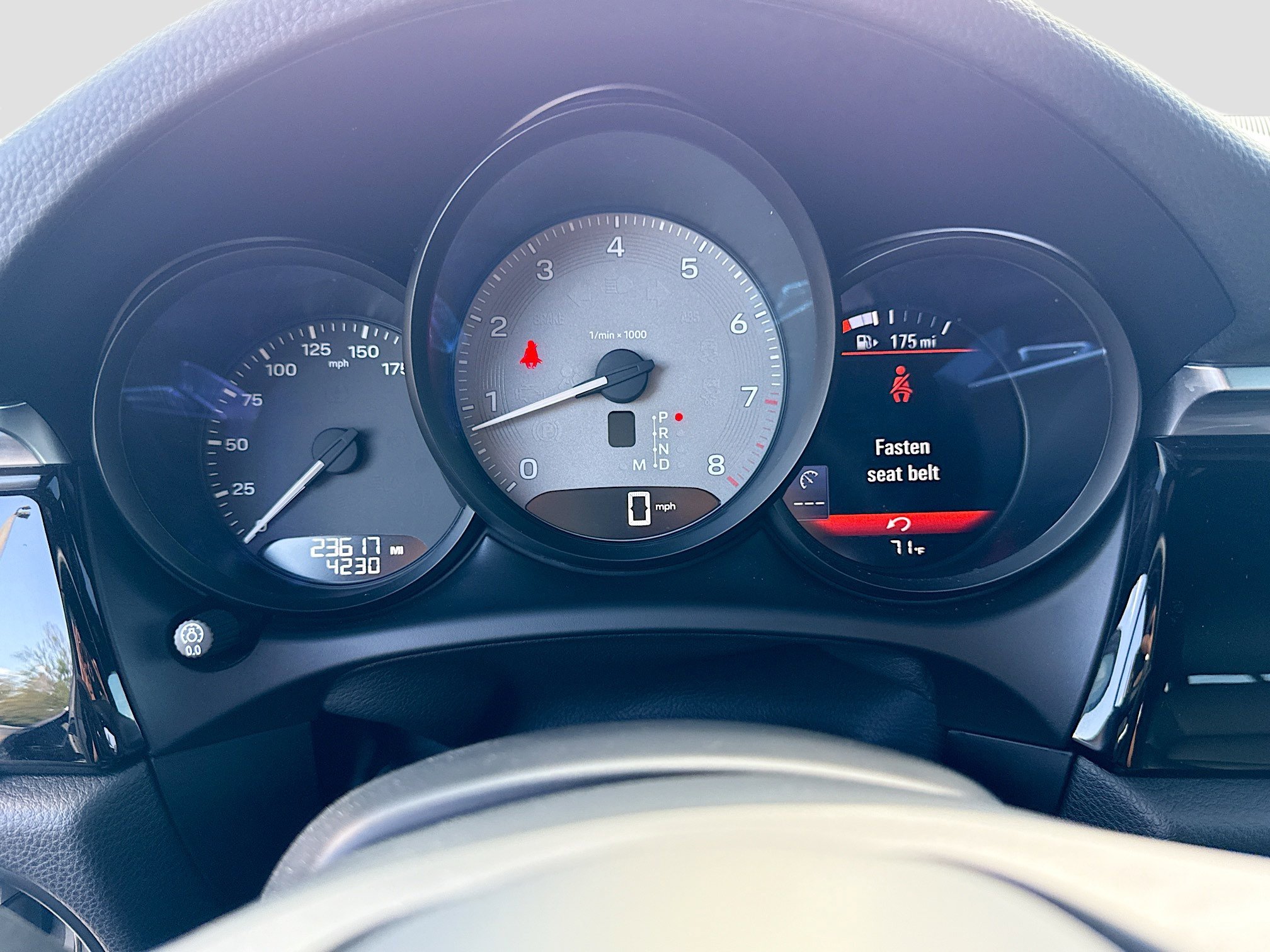 Used 2022 Porsche Macan S image 39