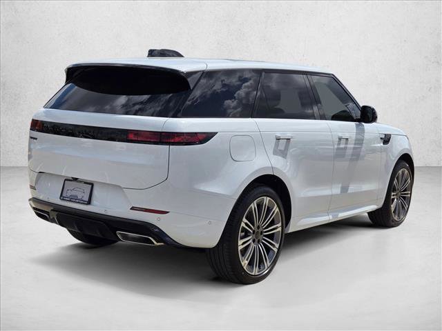 New 2026 Land Rover Range Rover Sport Dynamic SE image 2