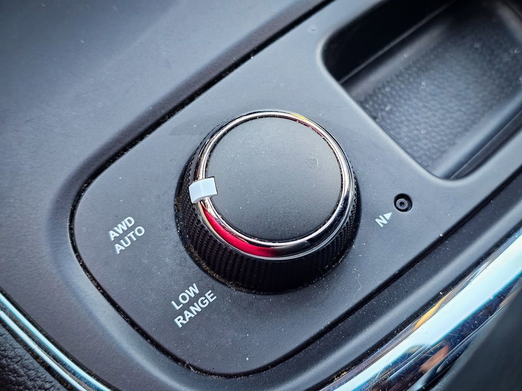 Used 2017 Dodge Durango R/T w/ Technology Group image 30