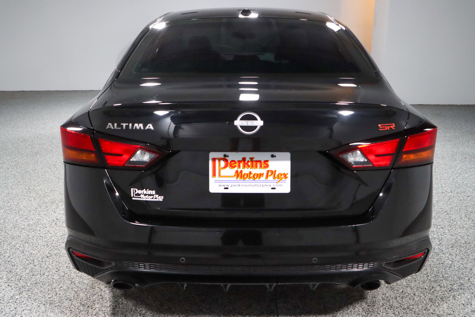 Used 2023 Nissan Altima 2.5 SR FWD image 8
