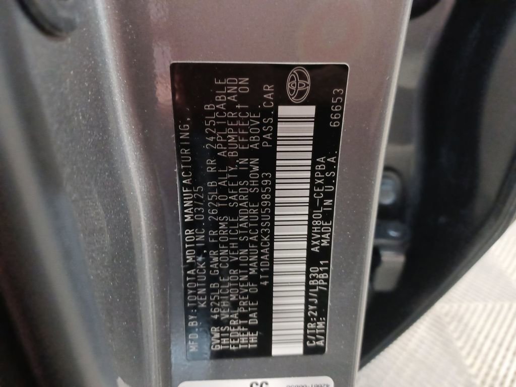 Used 2025 Toyota Camry XSE FWD image 27