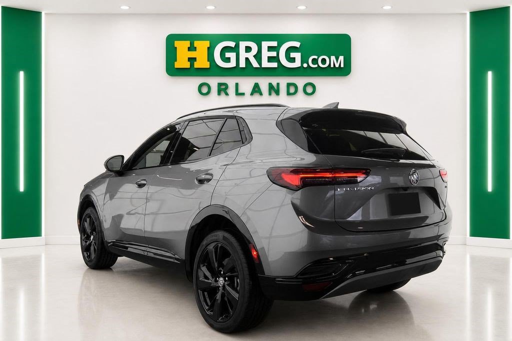 Used 2022 Buick Envision Essence w/ Technology Package I FWD image 2