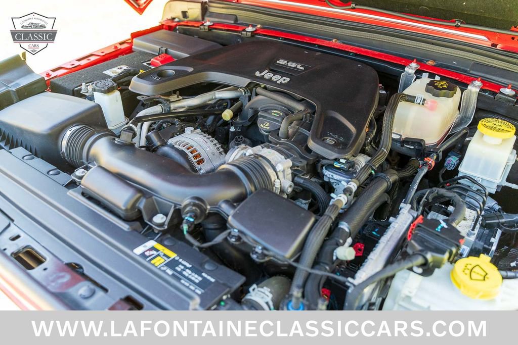 Used 2020 Jeep Gladiator Sport w/ Technology Group AWD/4WD image 36