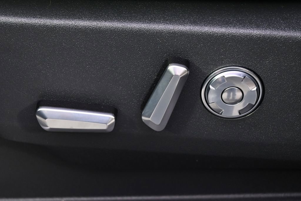 New 2026 Lincoln Navigator Reserve image 14