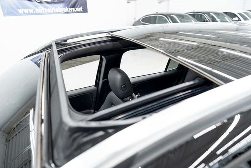 Used 2024 Mercedes-Benz GLB 250 4MATIC w/ Driver Assistance Package image 43