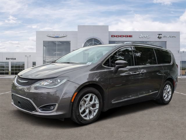 Certified 2020 Chrysler Pacifica Touring-L Plus w/ Tire & Wheel Group FWD image 5