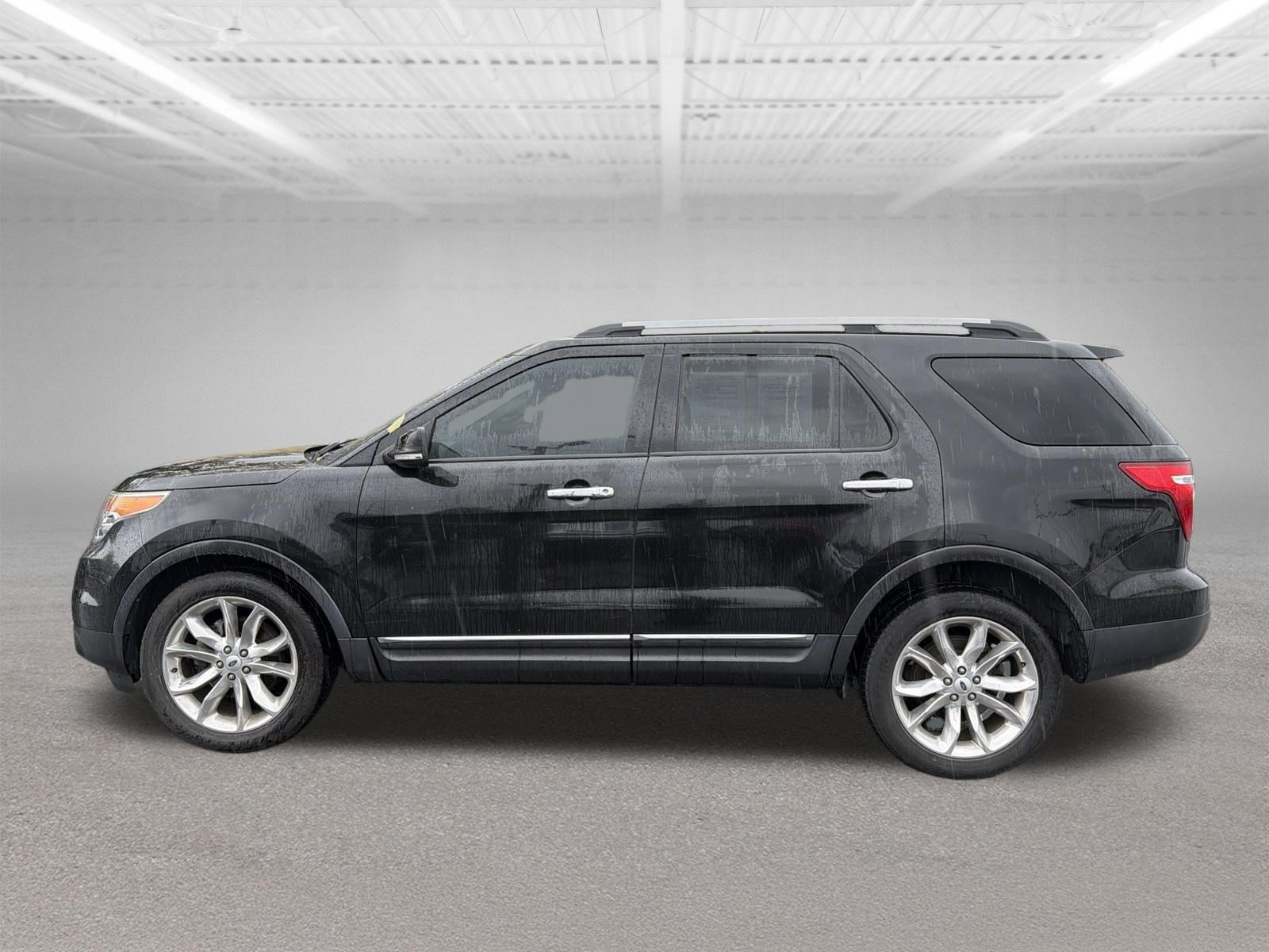Used 2013 Ford Explorer XLT AWD/4WD image 2