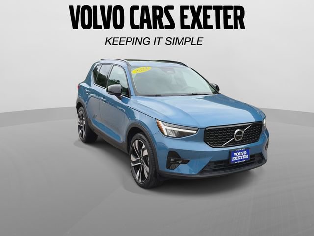 Certified 2024 Volvo XC40 B5 Plus w/ Protection Package Premier AWD/4WD image 3