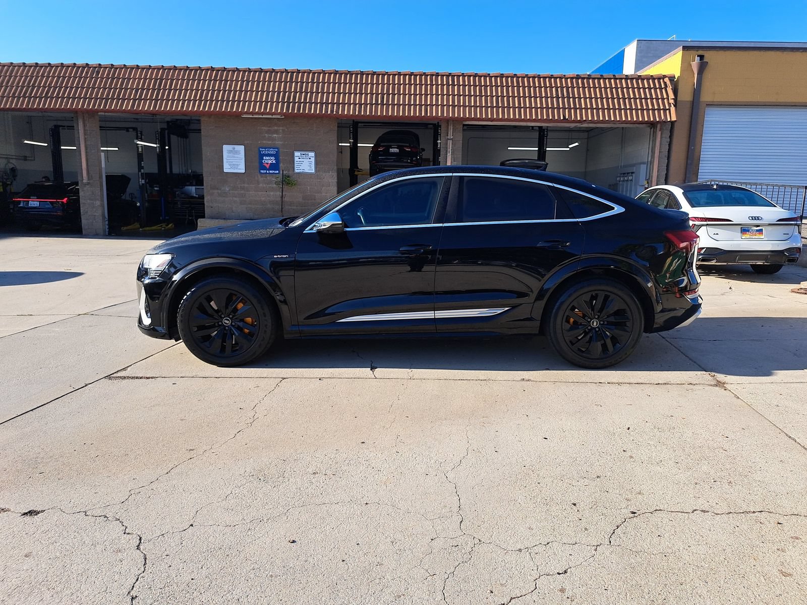 Used 2022 Audi e-tron S Prestige AWD/4WD image 8