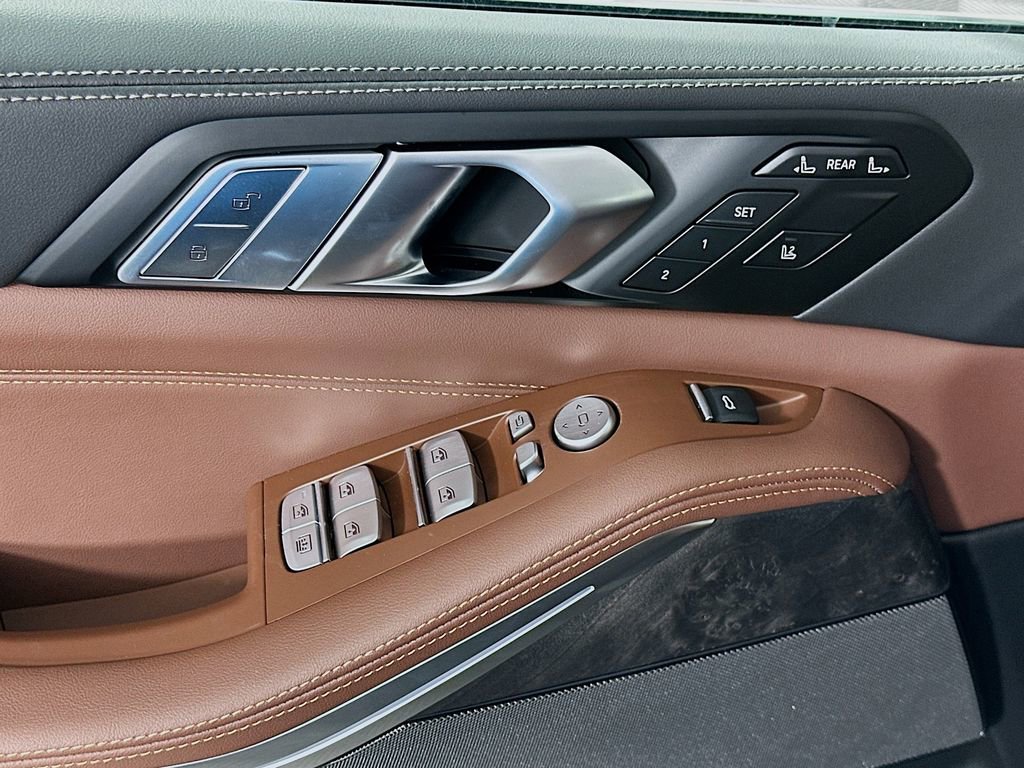 New 2026 BMW X7 xDrive40i w/ Premium Package image 20