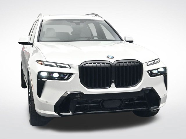 New 2027 BMW X7 xDrive40i w/ M Sport Package AWD/4WD image 11