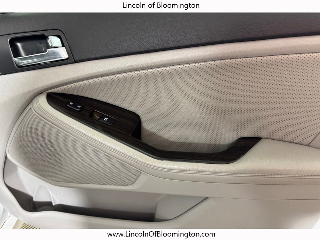 Used 2013 Kia Optima EX FWD image 16