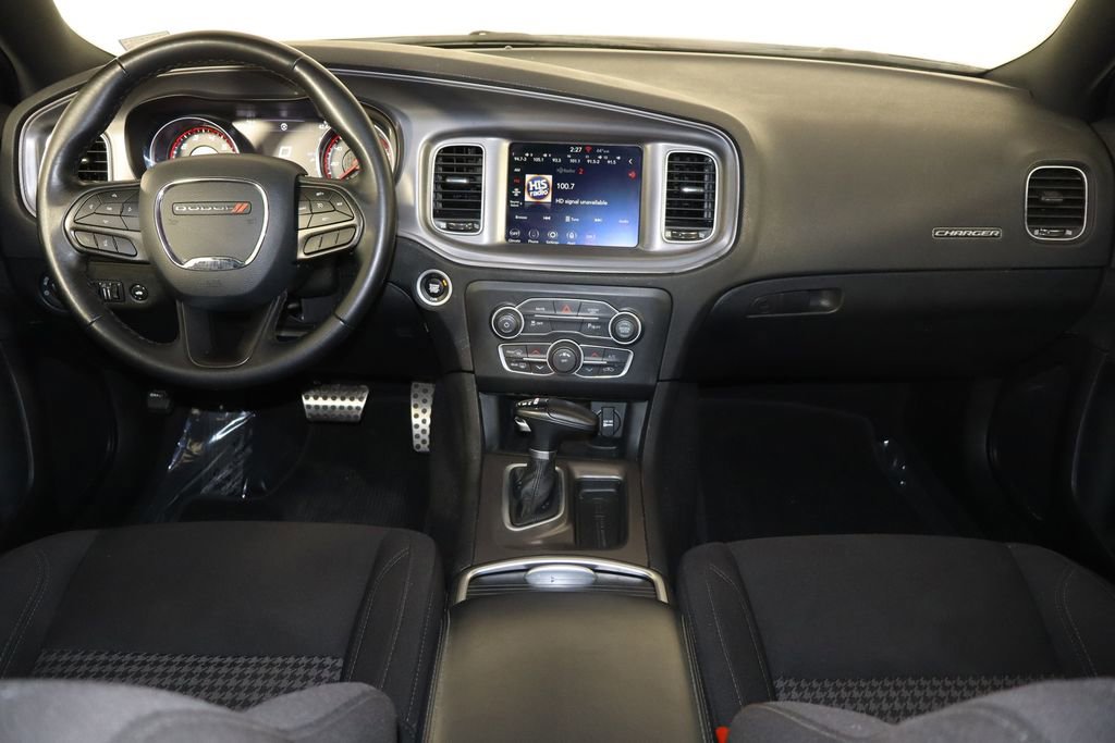 Used 2023 Dodge Charger SXT RWD image 13