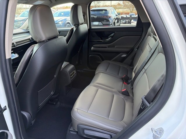 New 2026 Lincoln Corsair Premiere image 7