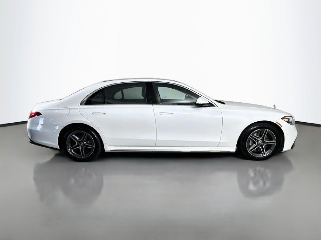 Used 2024 Mercedes-Benz S 580 4MATIC Sedan image 11