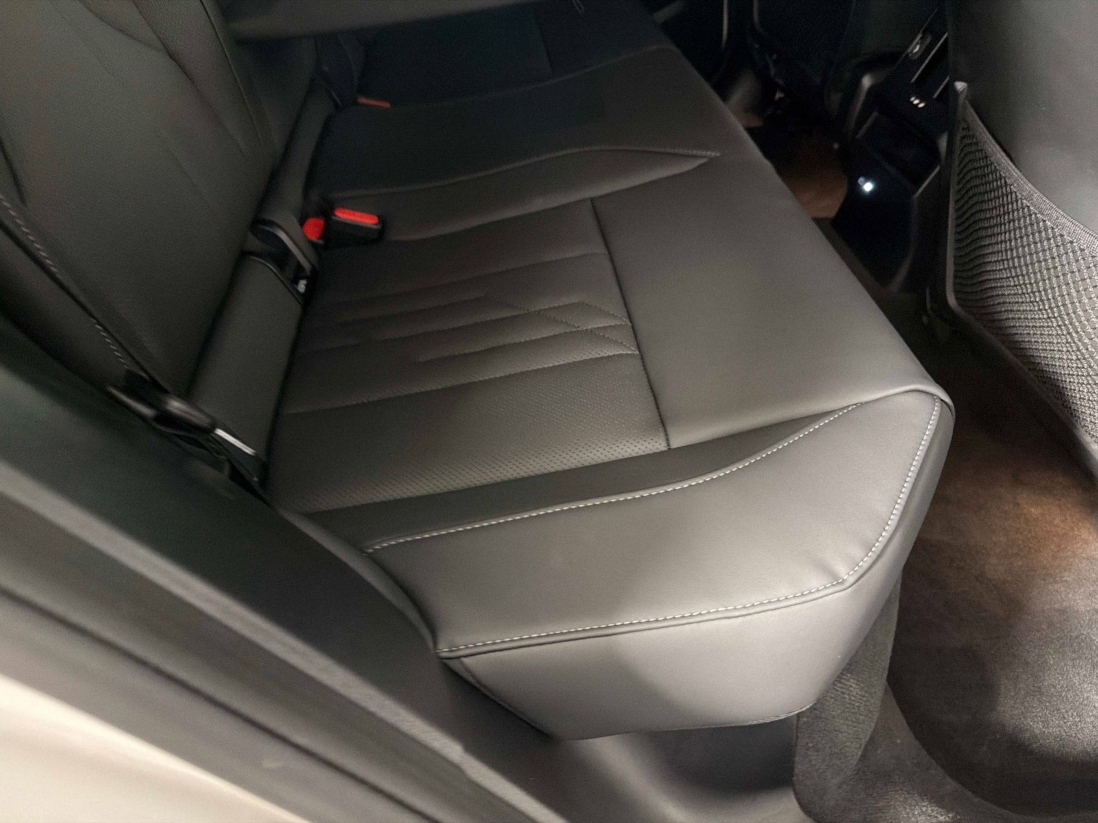 Used 2025 BMW X3 xDrive30i w/ Convenience Package image 27