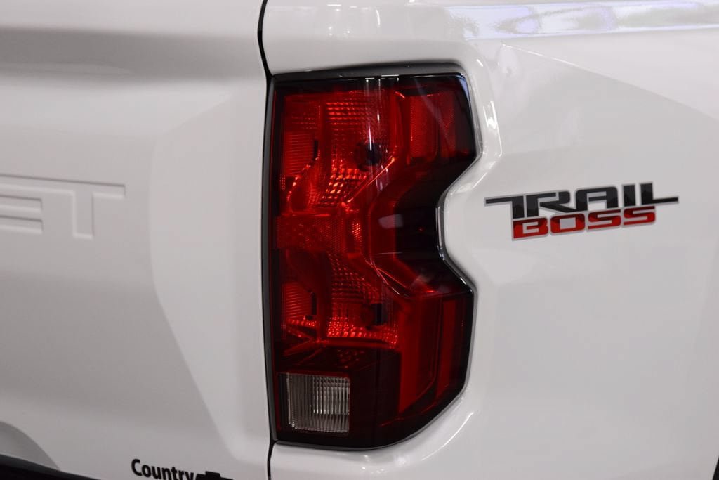 New 2026 Chevrolet Colorado Trail Boss AWD/4WD image 19