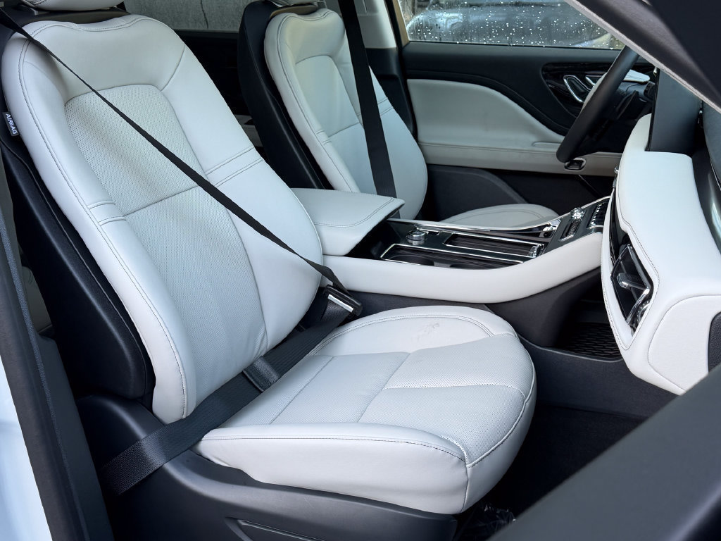 New 2027 Lincoln Aviator AWD w/ Jet Appearance Package image 10