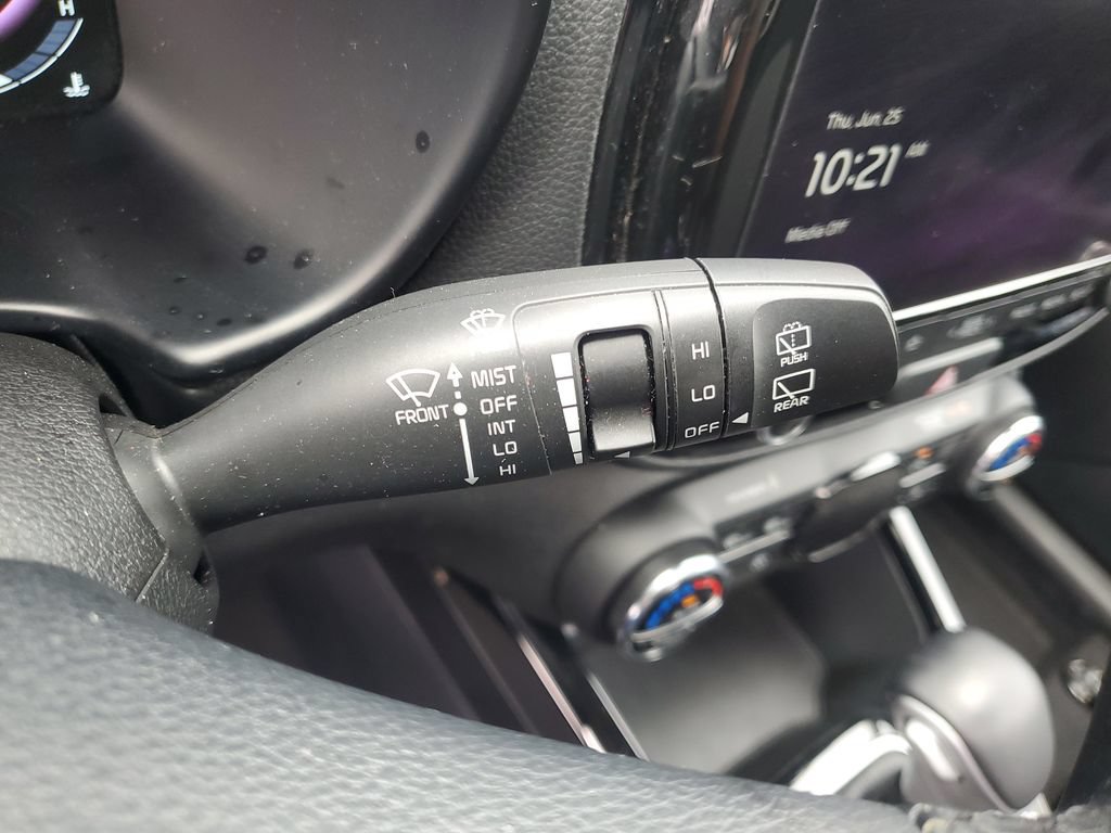 Certified 2024 Kia Soul EX FWD image 17