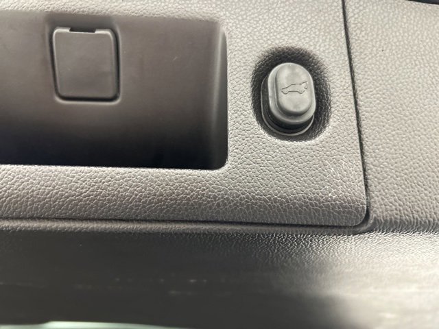 Used 2016 Chevrolet Tahoe LTZ image 34