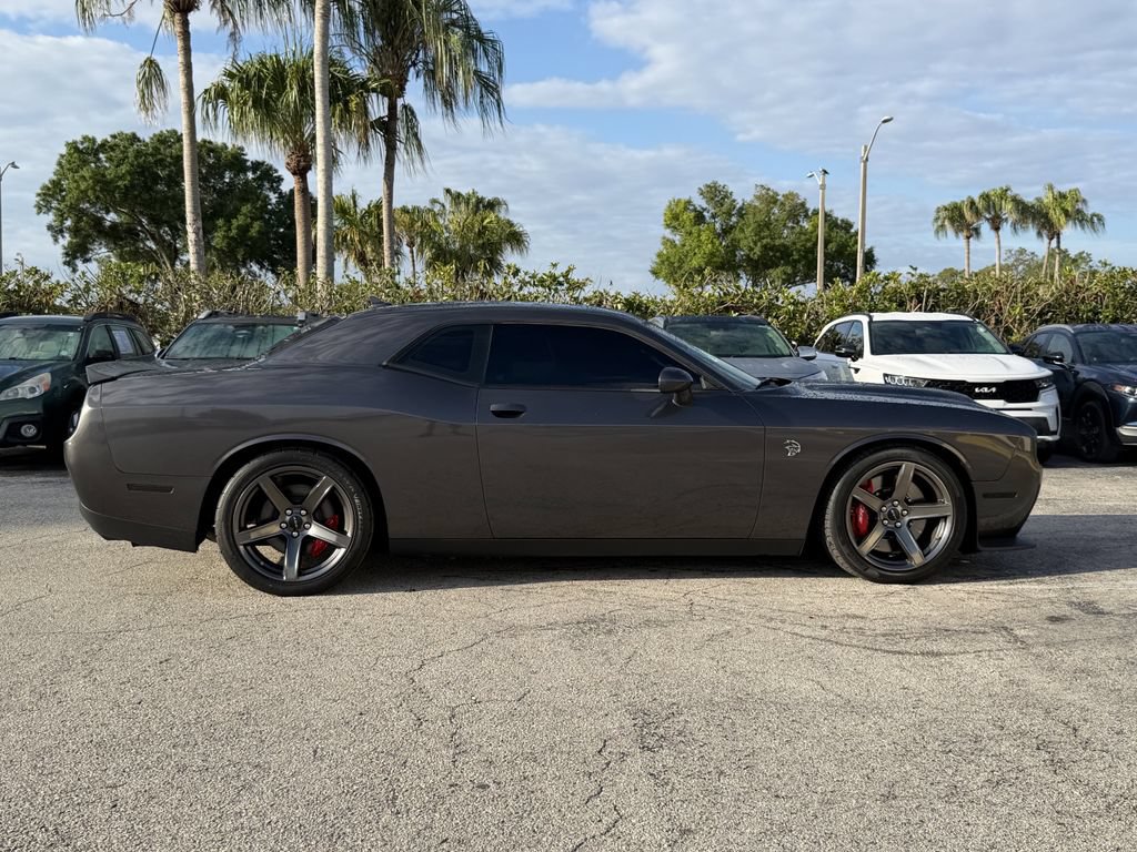 Used 2023 Dodge Challenger SRT Hellcat w/ Driver Convenience Group RWD image 4