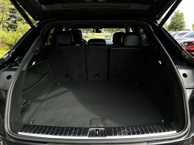 Used 2022 Porsche Cayenne Platinum Edition AWD/4WD image 32