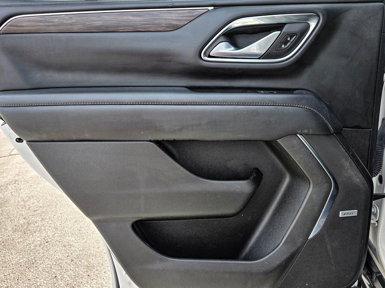 Used 2022 Chevrolet Tahoe LT w/ Luxury Package image 32