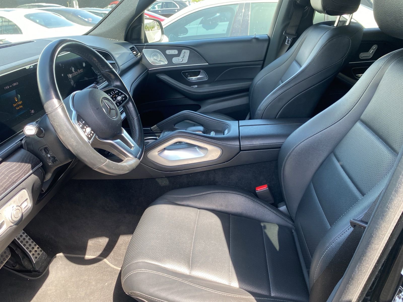 Used 2022 Mercedes-Benz GLS 450 4MATIC image 6