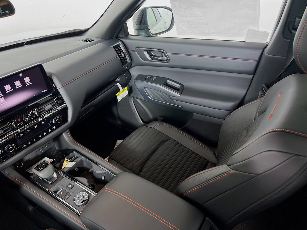 New 2026 Nissan Pathfinder Rock Creek w/ Rock Creek Premium Package AWD/4WD image 22