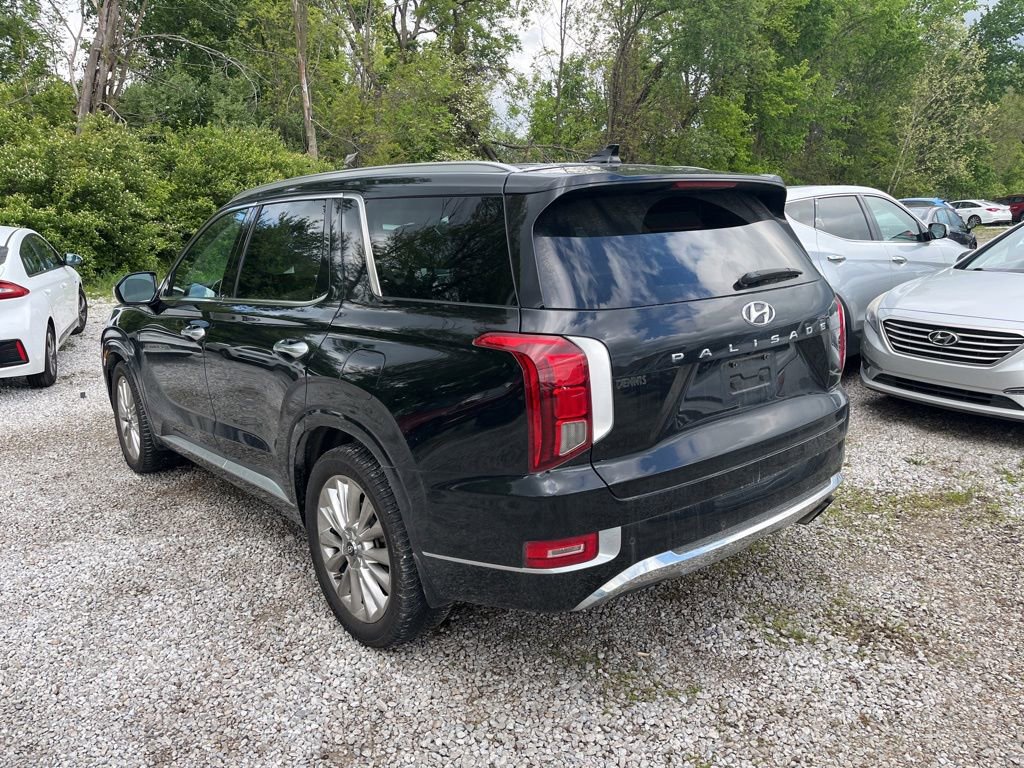 Used 2020 Hyundai Palisade Limited w/ Winter Weather Package FWD image 3