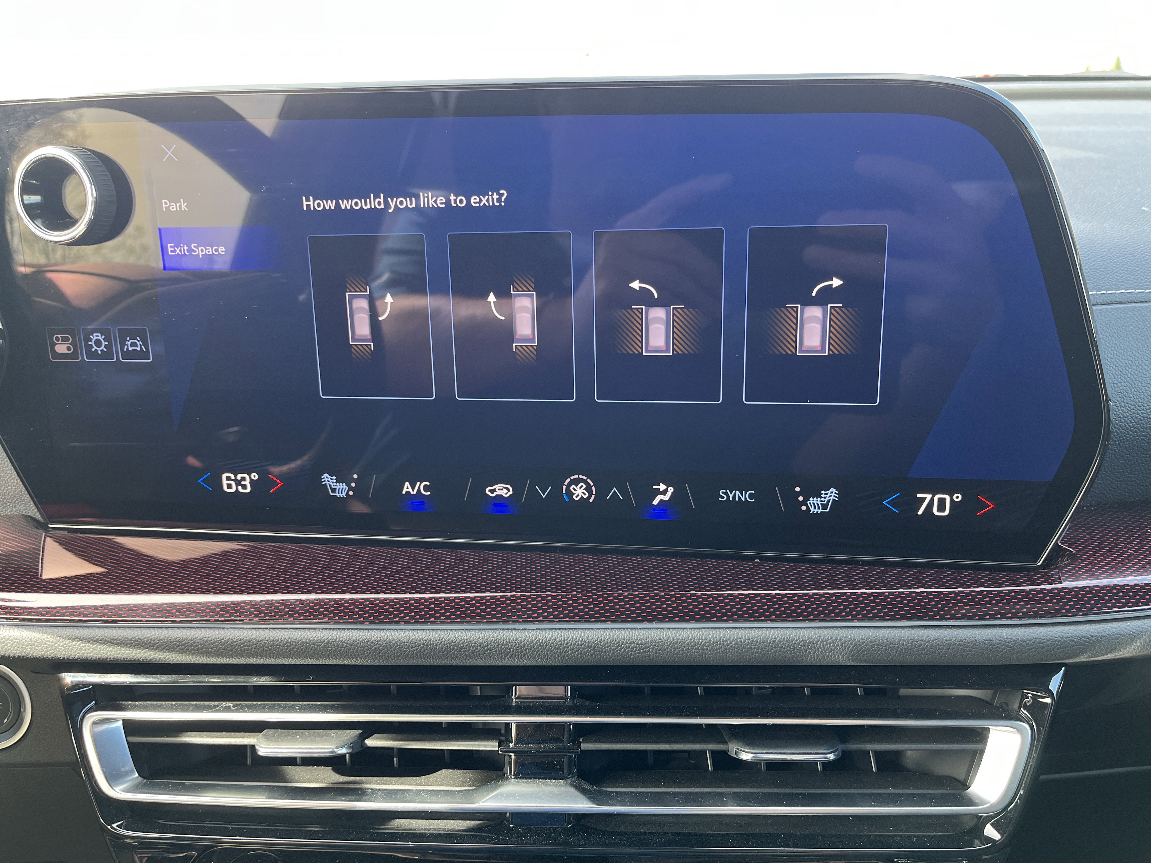 Used 2024 Chevrolet Traverse Z71 w/ Enhanced Driving Package image 31