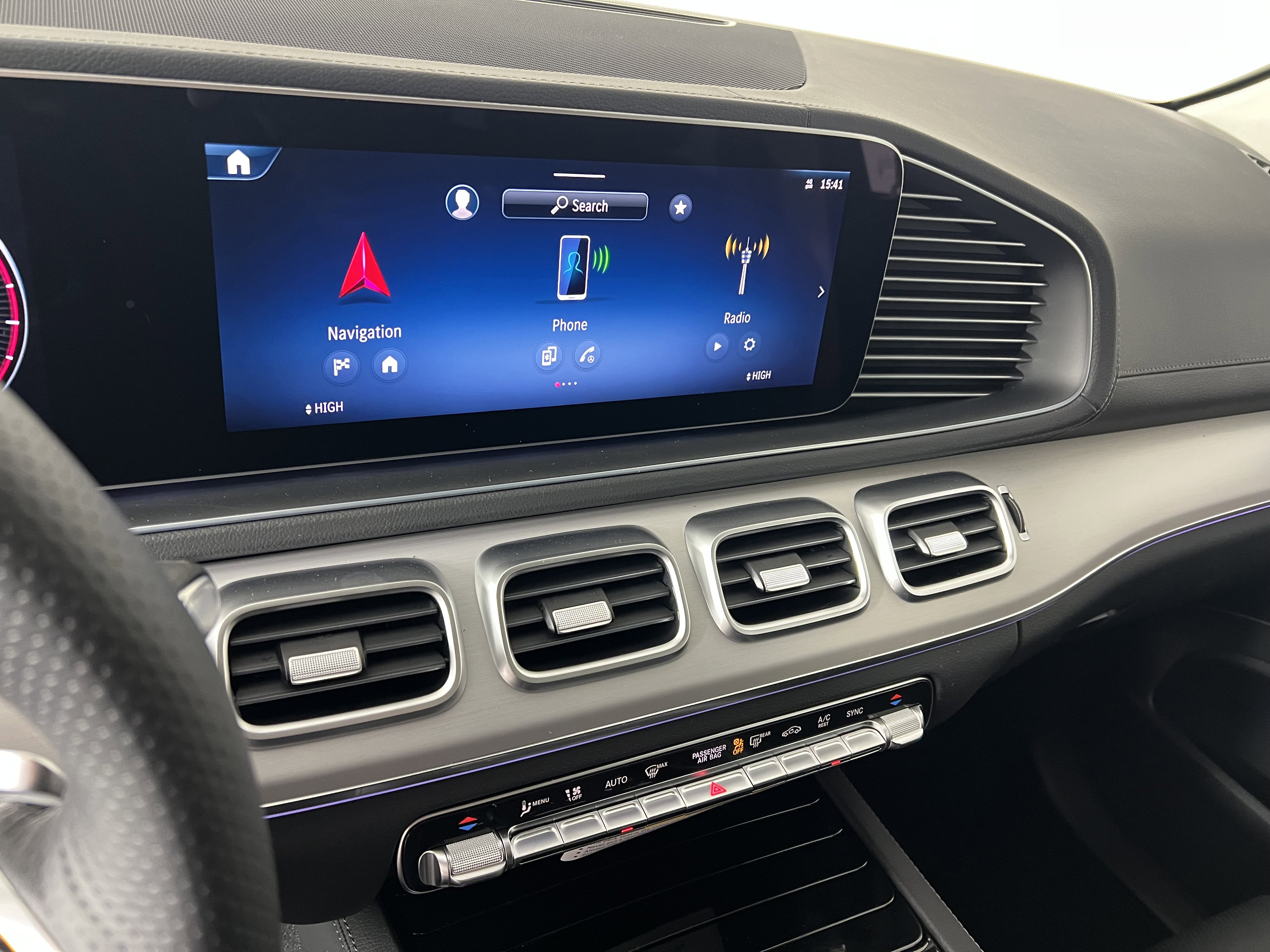 New 2026 Mercedes-Benz GLS 450 4MATIC image 31