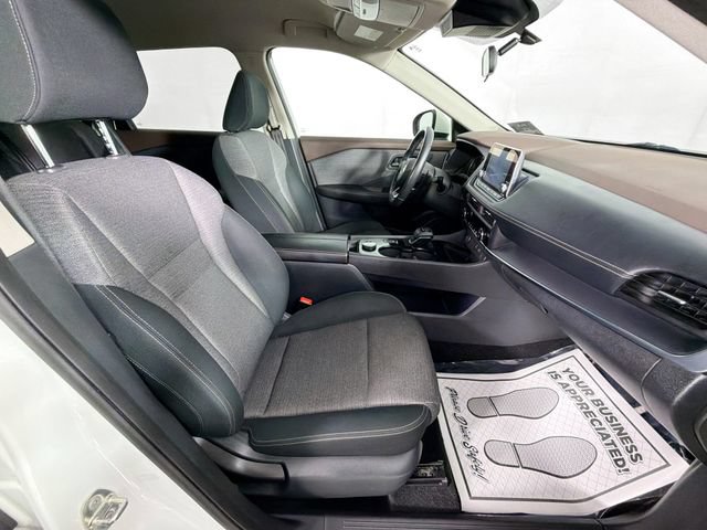 Used 2021 Nissan Rogue S AWD/4WD image 27