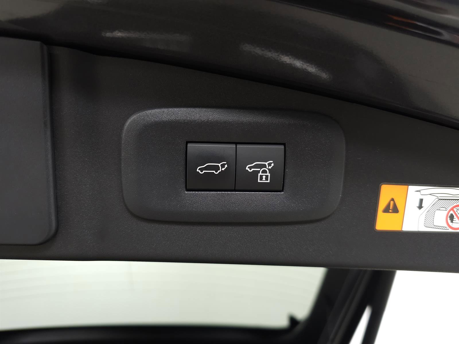 Used 2024 Lexus RZ 450e Premium w/ Accessory Package (Z1) image 8