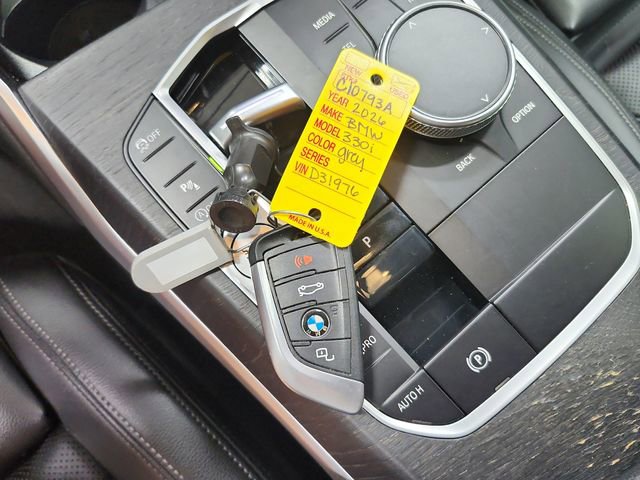 Used 2023 BMW 330i Sedan w/ Driving Assistance Package image 48