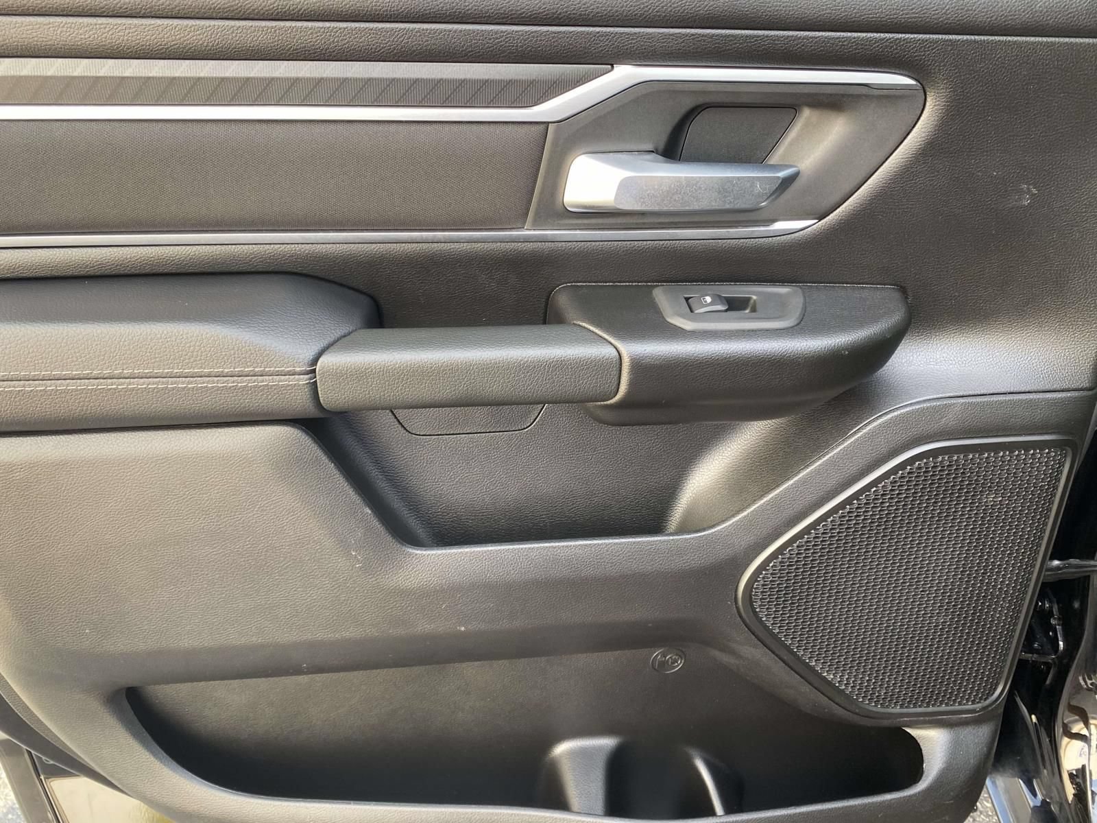Used 2025 RAM 1500 Big Horn AWD/4WD image 14