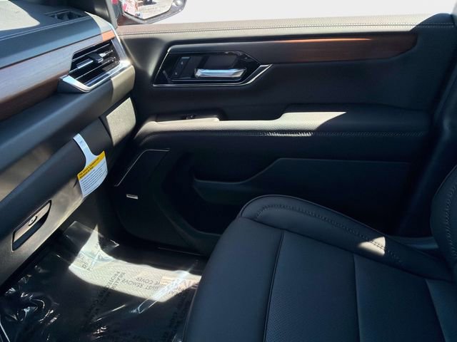 New 2026 GMC Yukon XL Denali w/ Denali Reserve Package image 23