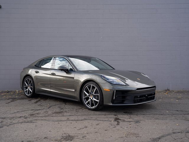 New 2026 Porsche Panamera 4 image 9