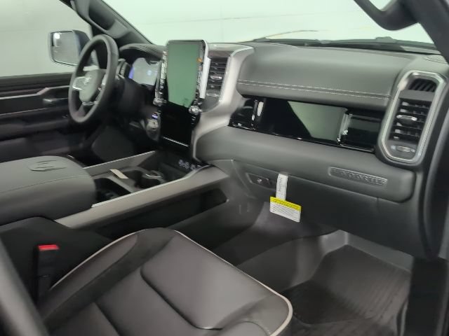New 2026 RAM 1500 Laramie AWD/4WD image 11