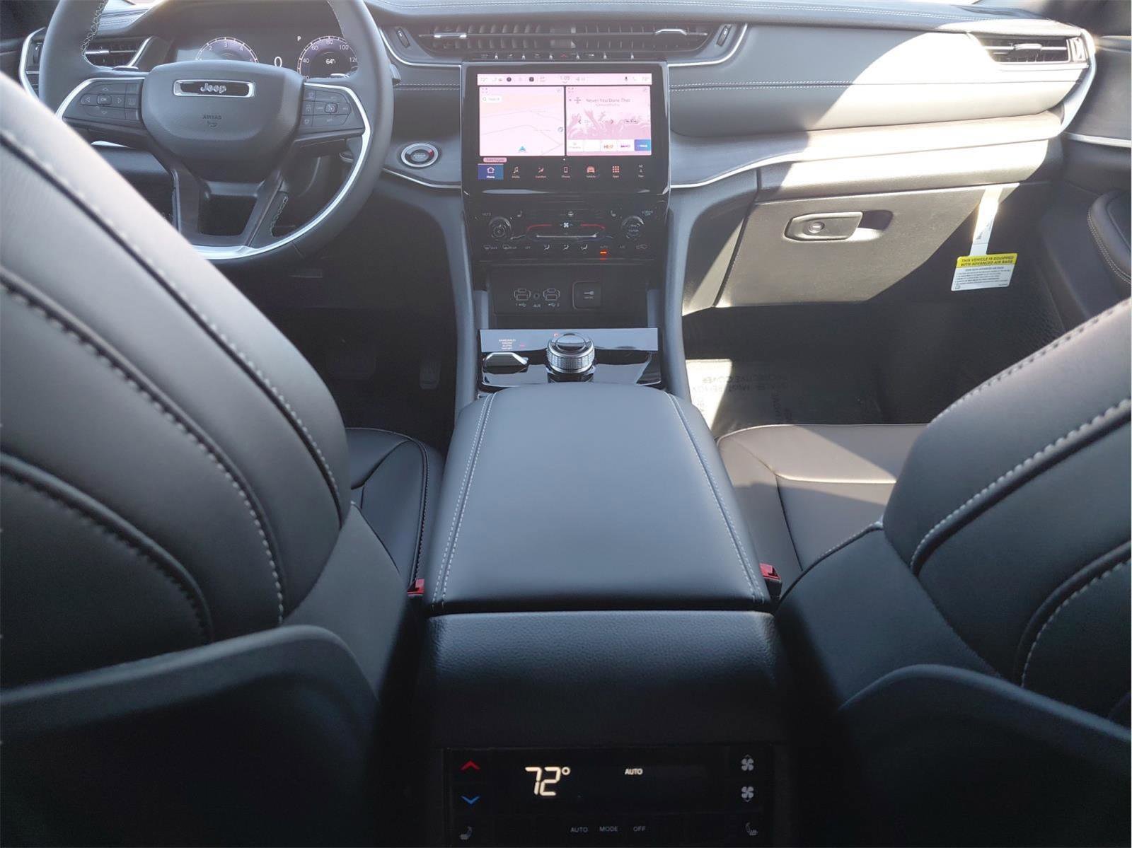 New 2025 Jeep Grand Cherokee L Limited image 10