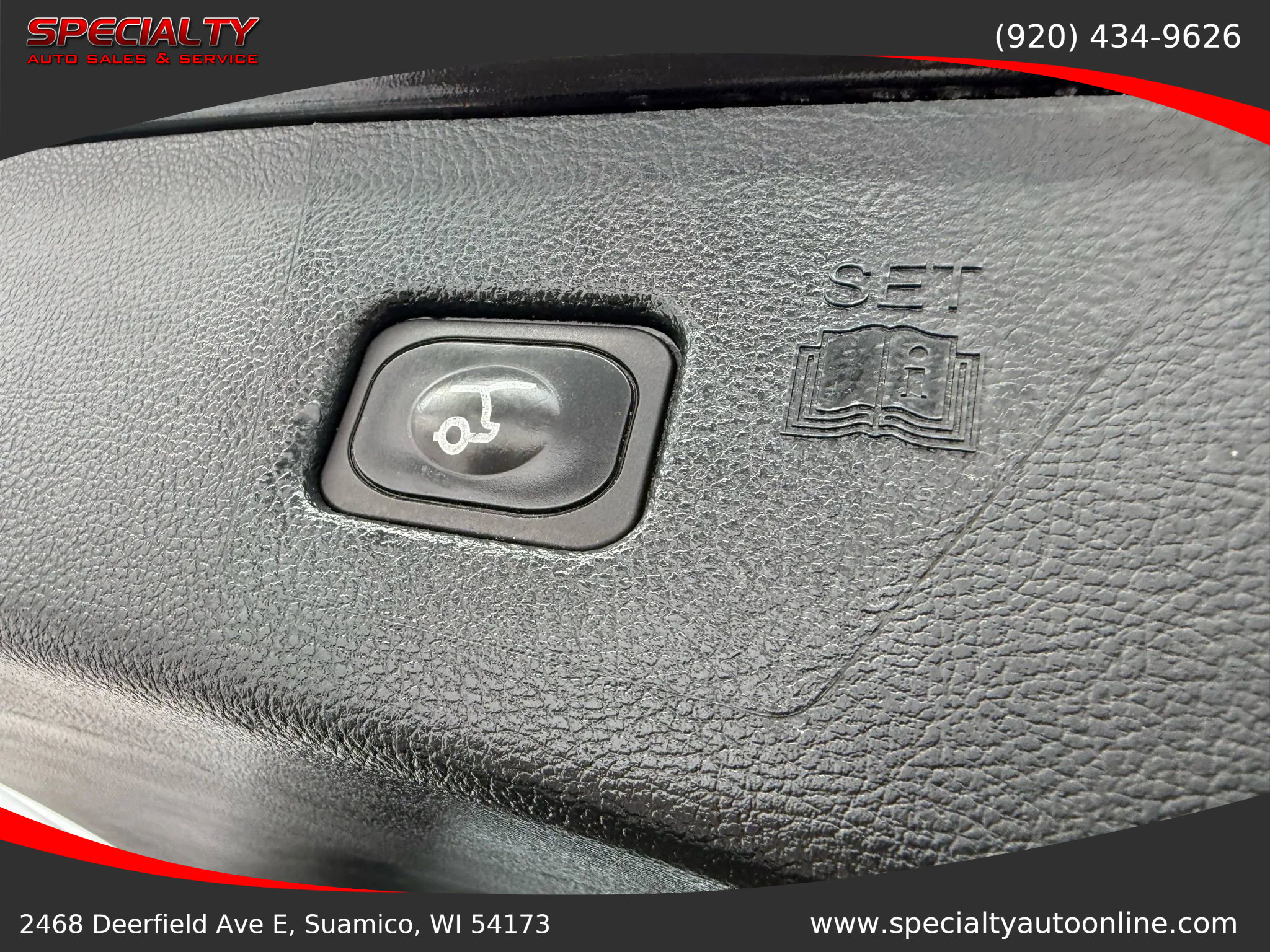 Used 2019 Ford Edge Titanium w/ Equipment Group 301A image 23