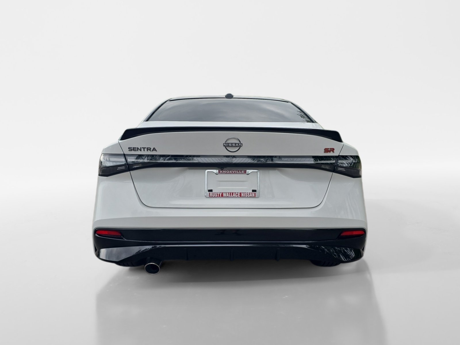 New 2026 Nissan Sentra SR w/ Floor Mat Package FWD image 4